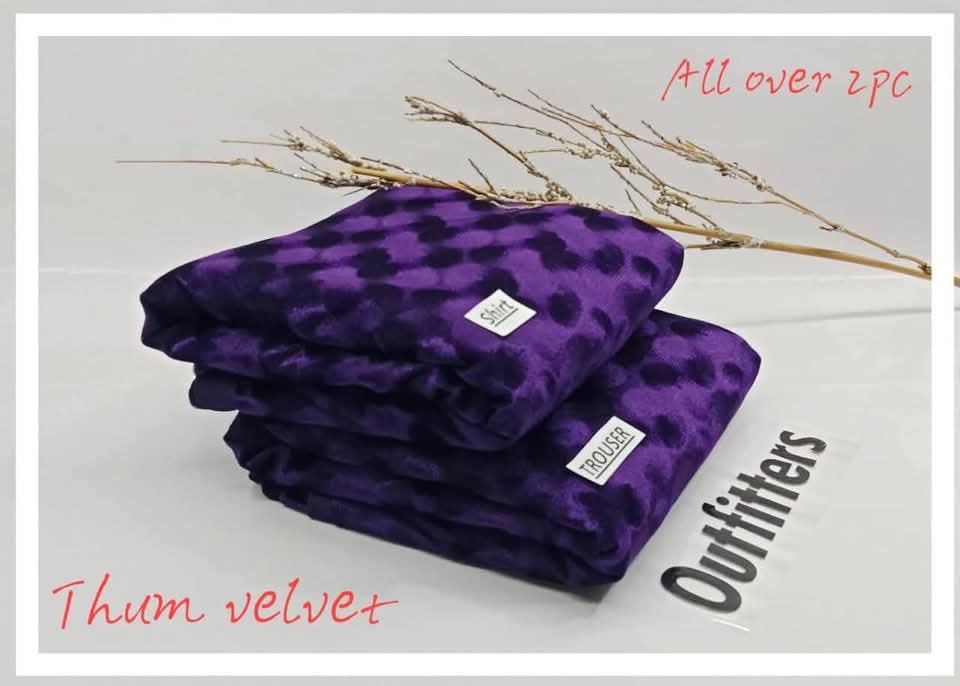 2pc Elegant Velvet pluchi Winter Collection  D-7511
