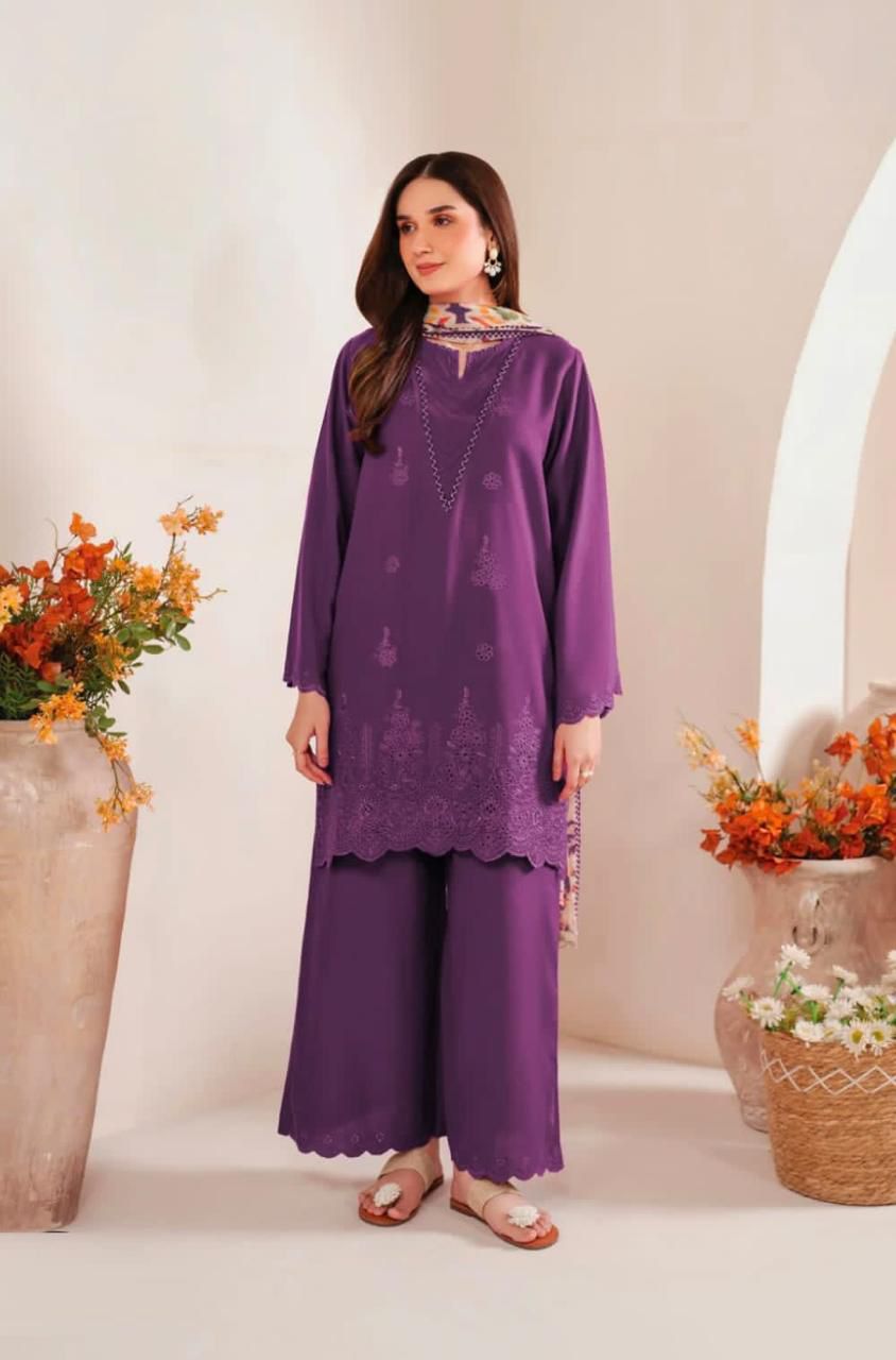 🌸 SUMMER'S COLLECTION 🌸  🟥 BRAND NAME : SAPPHIRE 🟨 CATEGORY : LAWN 3PC EMBROIDERED (002)