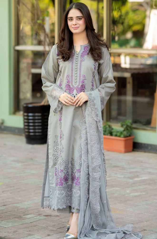 Mushq MOST DEMANDING EDITION 03PCS UNSTITCHED SUIT