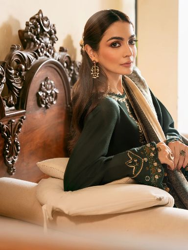 IZEL-3PC lawn EMBROIDERED SHIRT WITH COURTRAI voil Lawn PRINT SHAWL AND TROUSER-BIC-4394