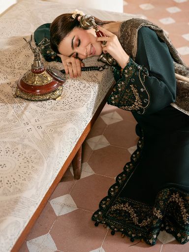 IZEL-3PC lawn EMBROIDERED SHIRT WITH COURTRAI voil Lawn PRINT SHAWL AND TROUSER-BIC-4394
